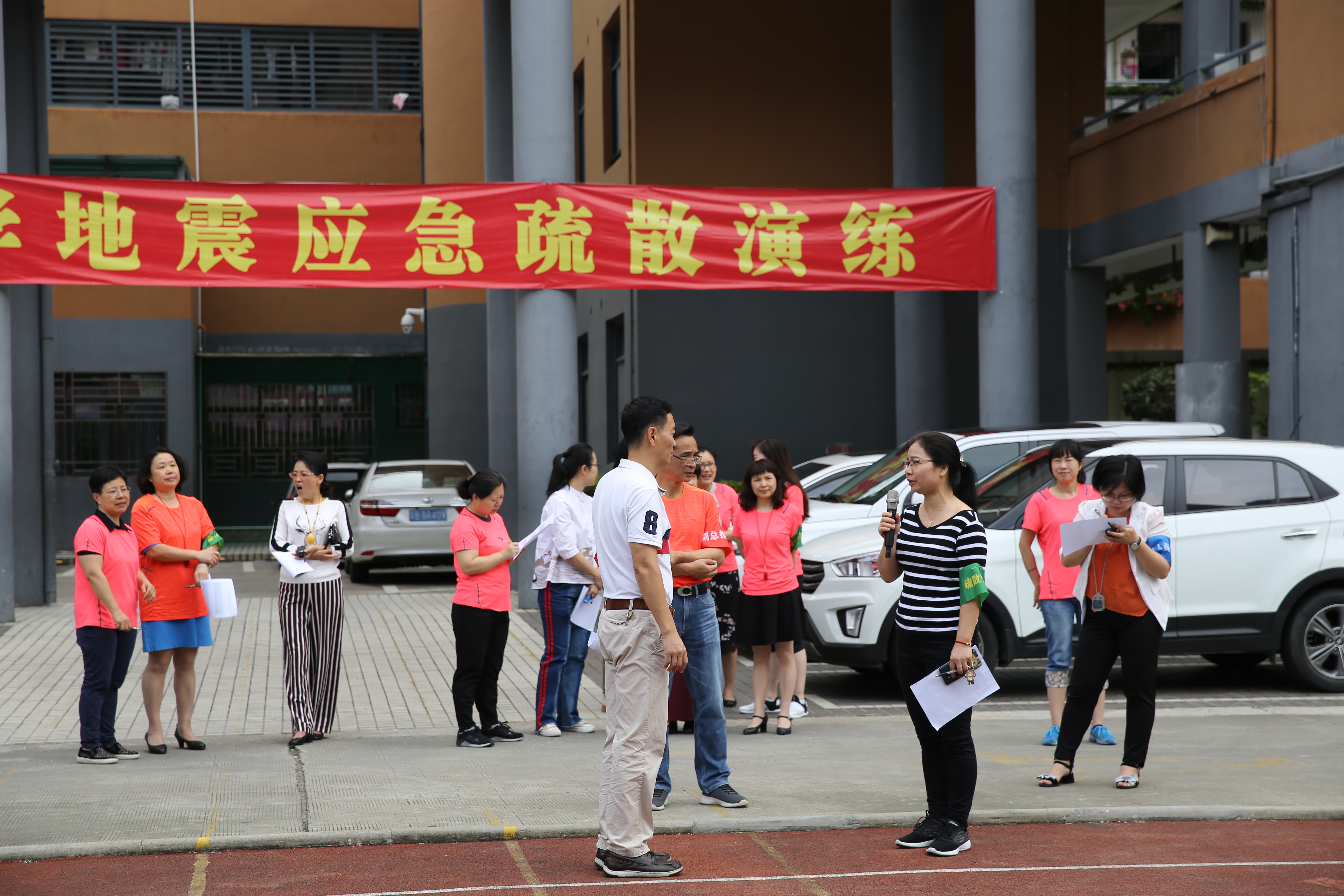 景龙小学图片